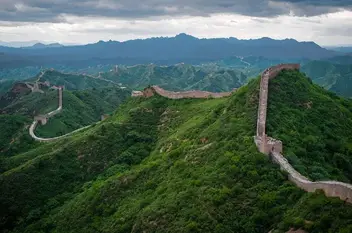 What Makes The Great Wall Of China The Only Man Made Object Visible From Space Ask An Astronomer